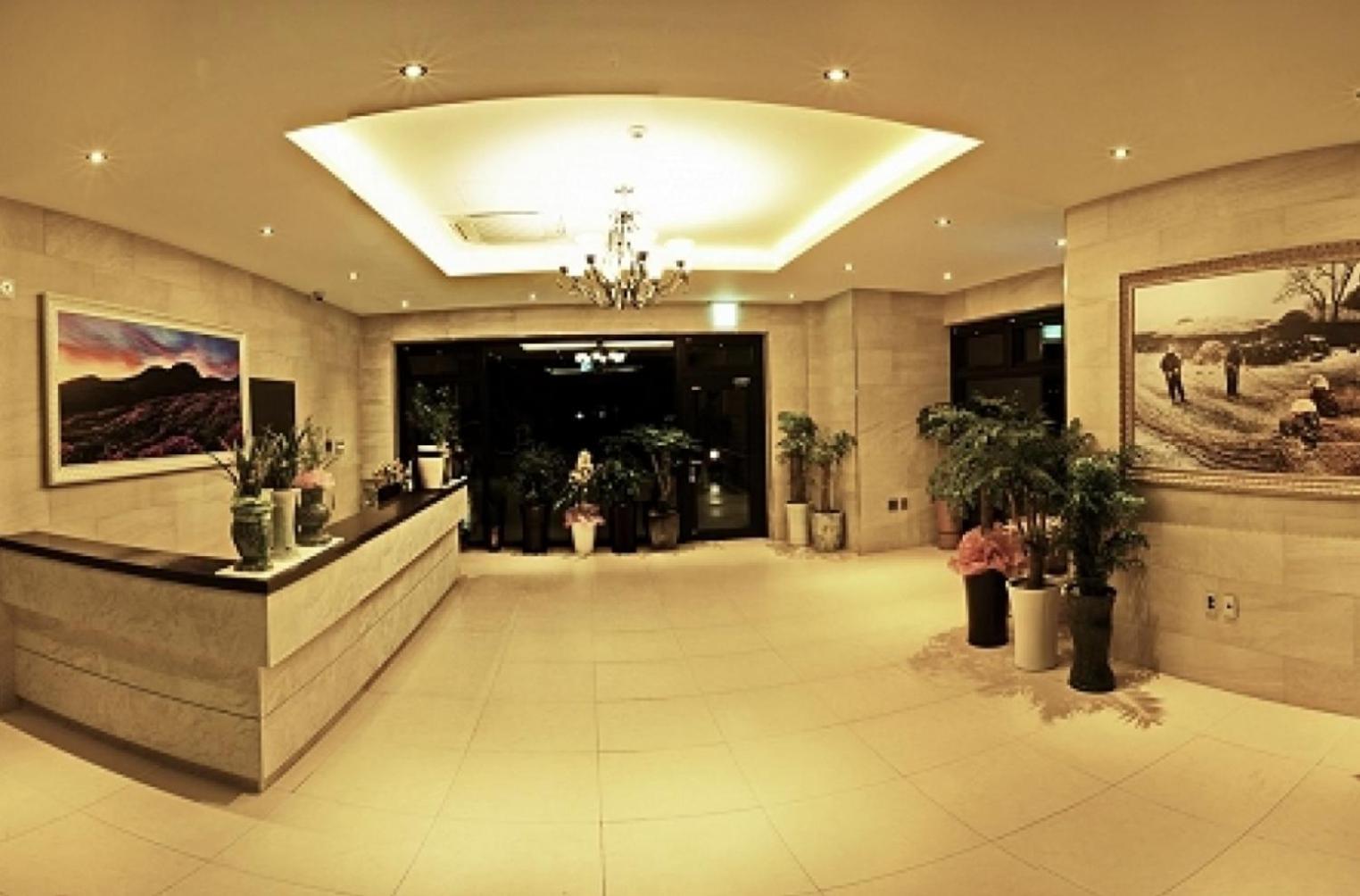 Suave Hotel Sogüpcho Exteriér fotografie