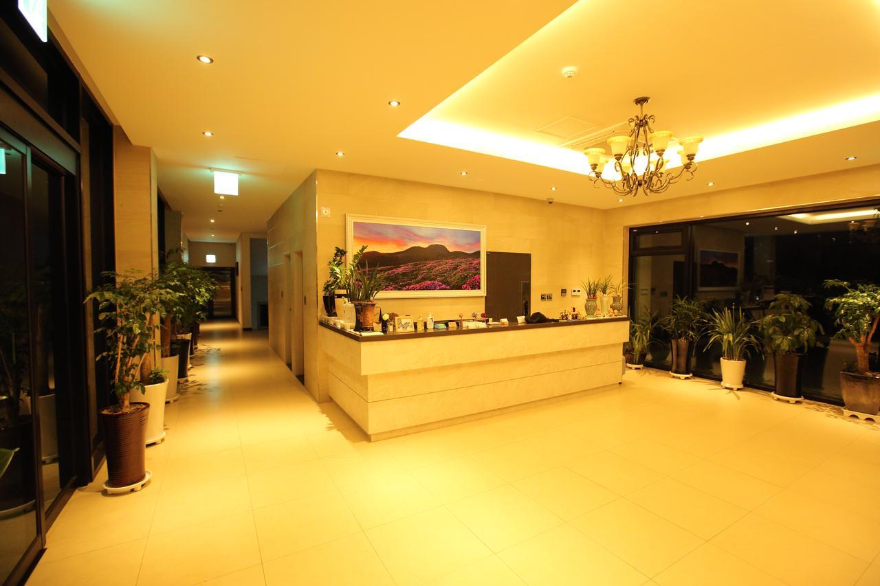 Suave Hotel Sogüpcho Exteriér fotografie